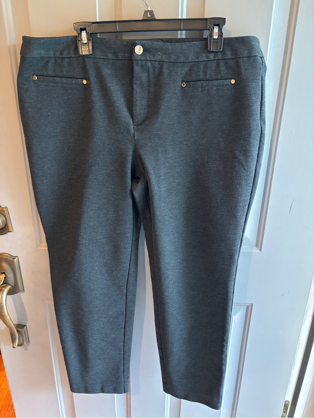Charter Club Women’s Dark Gray Stretch classic fit size 18